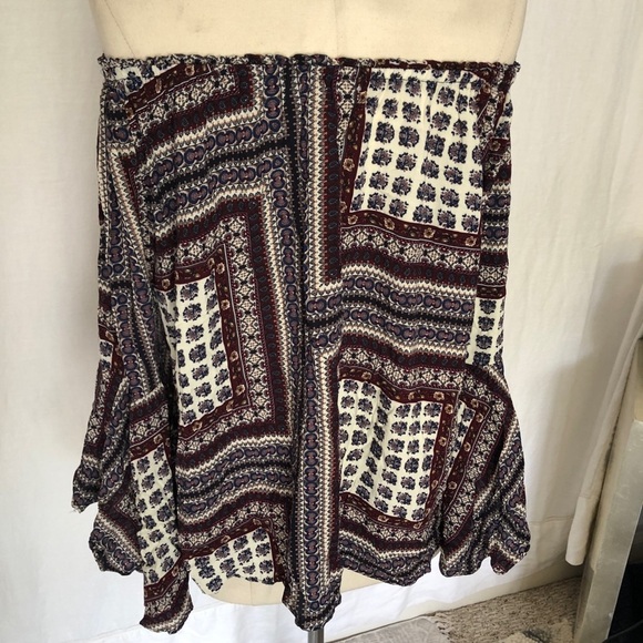 Ganji LA off shoulder elastic ruched neckline navy and burgundy top size L - Picture 4 of 8